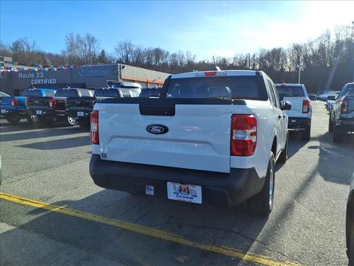 2025 Ford Maverick XL