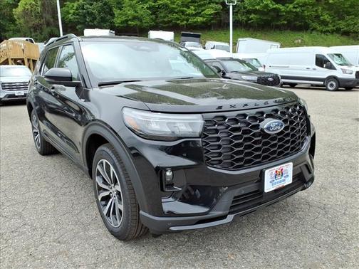 Agate Black Metallic 2026 Ford Explorer ST-Line