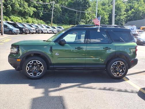 ERUPTION GREEN 2025 Ford Bronco Sport Outer Banks