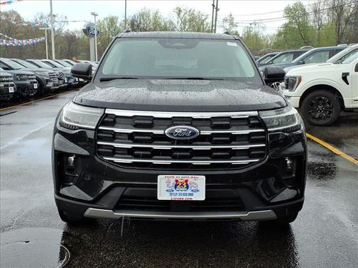 Agate Black Metallic 2025 Ford Explorer Active