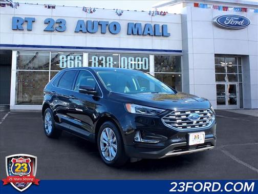 Agate Black Metallic 2023 Ford Edge Titanium