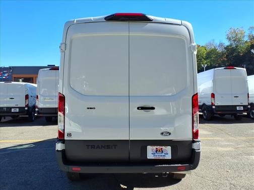 Oxford White 2027 Ford Transit-250 Base