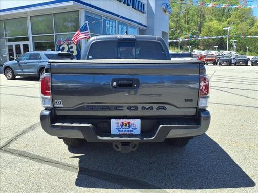 2022 Toyota Tacoma TRD Sport
