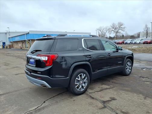 2023 GMC Acadia AWD SLT