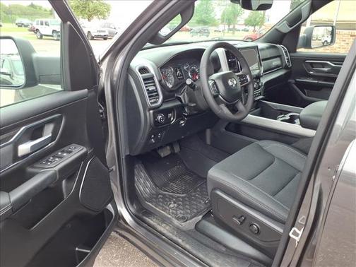Granite Crystal Metallic Clearcoat 2026 RAM 1500 Big Horn/Lone Star