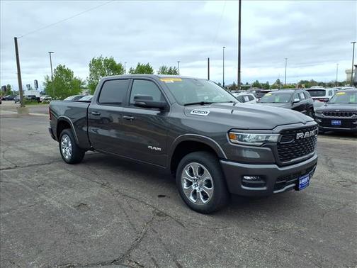 Granite Crystal Metallic Clearcoat 2026 RAM 1500 Big Horn/Lone Star
