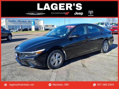 2025 Hyundai ELANTRA SE