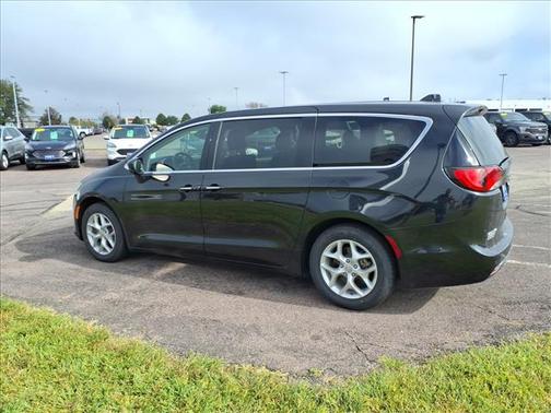 2018 Chrysler Pacifica Touring Plus