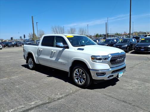 Ivory White Tri-Coat Pearlcoat 2023 RAM 1500 Limited