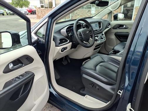 Fathom Blue Pearlcoat 2024 Chrysler Pacifica Touring L