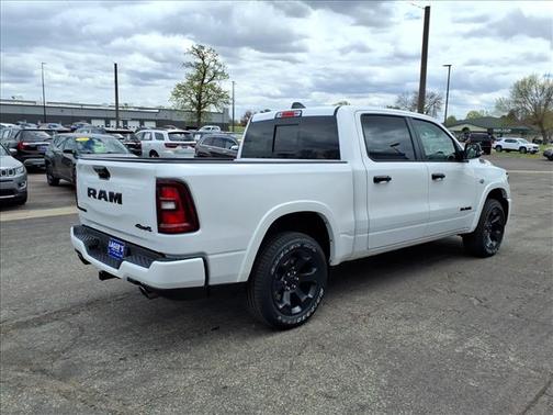 Bright White Clearcoat 2026 RAM 1500 Big Horn/Lone Star