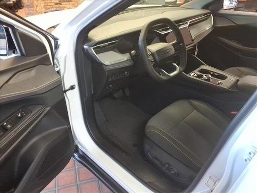 Bright White Clearcoat 2026 Jeep Cherokee Laredo 4x4