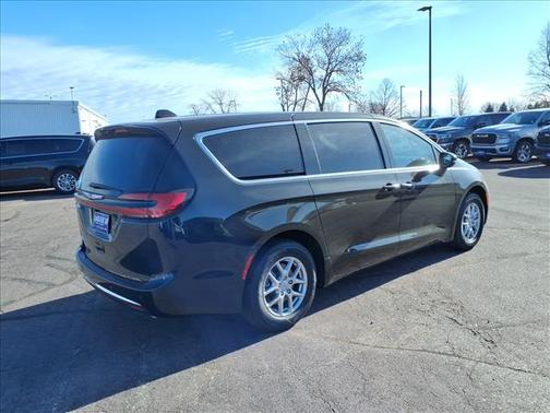 2026 Chrysler Pacifica L