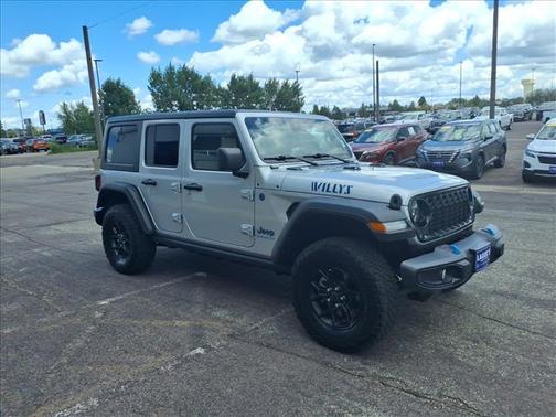 Silver Zynith Clearcoat 2024 Jeep Wrangler 4xe Willys