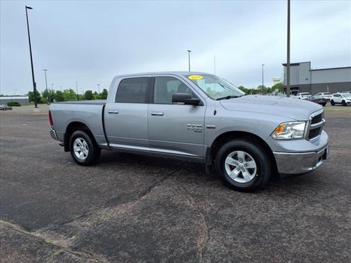 2019 RAM 1500 SLT