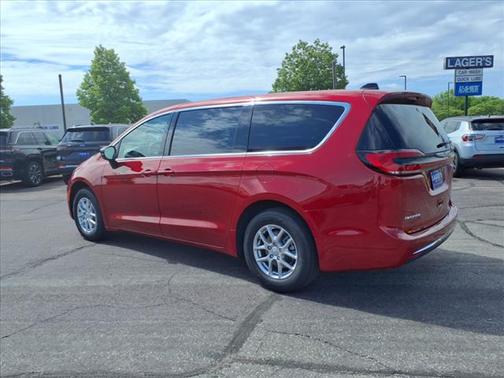 2025 Chrysler Pacifica L