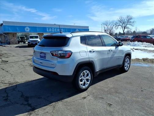 2024 Jeep Compass Latitude
