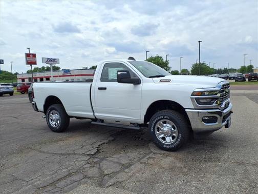 2025 RAM 2500 Tradesman Regular Cab 4x4 8' Box