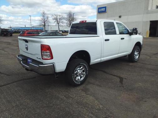 2024 RAM 2500 Tradesman Crew Cab 4x4 6'4' Box
