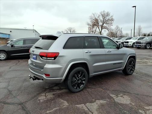 2017 Jeep Grand Cherokee Altitude