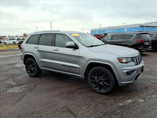2017 Jeep Grand Cherokee Altitude