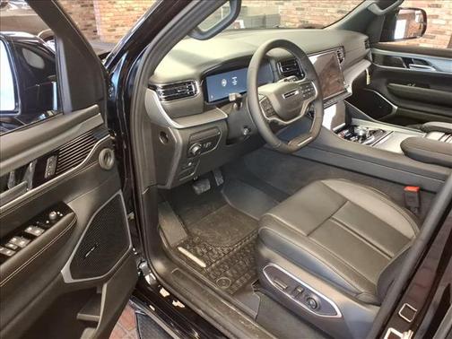 2026 Jeep Grand Wagoneer Limited Altitude 4x4