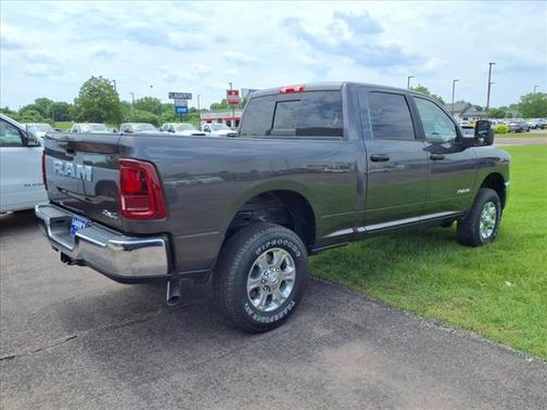 2025 RAM 2500 Big Horn Crew Cab 4x4 6'4' Box