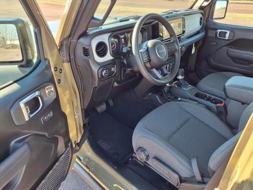 2025 Jeep Gladiator Nighthawk