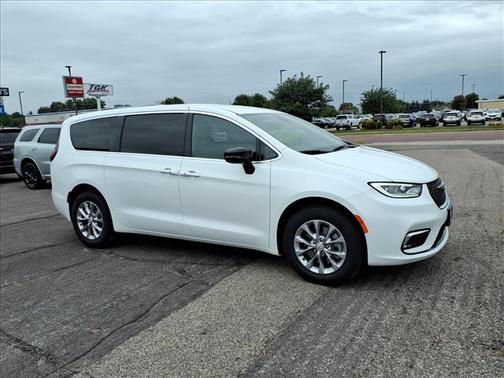 2026 Chrysler Pacifica L