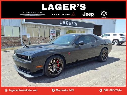 Pitch Black Clearcoat 2016 Dodge Challenger SRT Hellcat