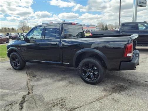 2024 RAM 1500 Classic Warlock Quad Cab 4x4 6'4' Box