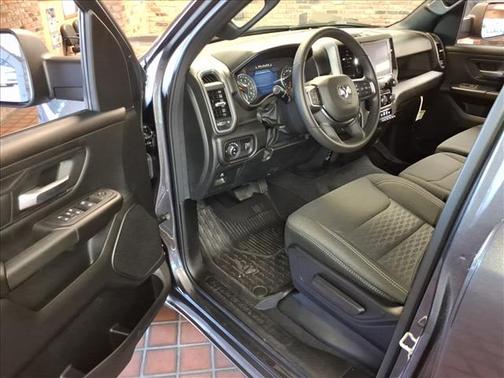 2026 RAM 1500 Warlock Crew Cab 4x4 5'7' Box