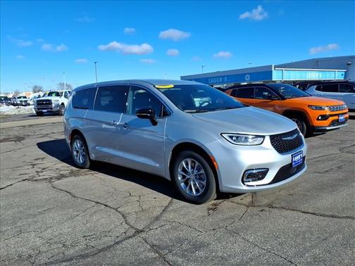 2026 Chrysler Pacifica L