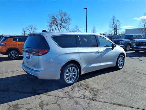 2026 Chrysler Pacifica L