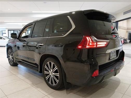 2018 Lexus LX 570 Base