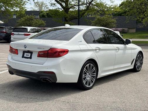 White 2018 BMW 530e xDrive iPerformance