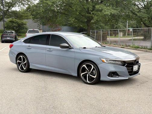 Sonic Gray Pearl 2022 Honda Accord Sport 1.5T