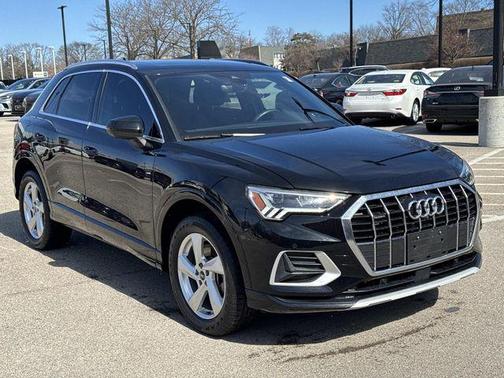 2022 Audi Q3 40 Premium Plus