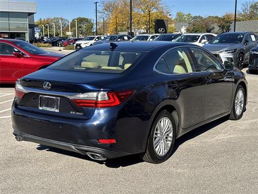 2016 Lexus ES 350 Base