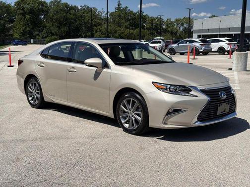 Satin Cashmere Metallic 2018 Lexus ES 300h Base