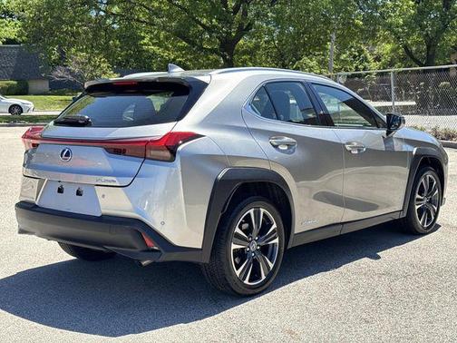Atomic Silver 2021 Lexus UX 250h Base