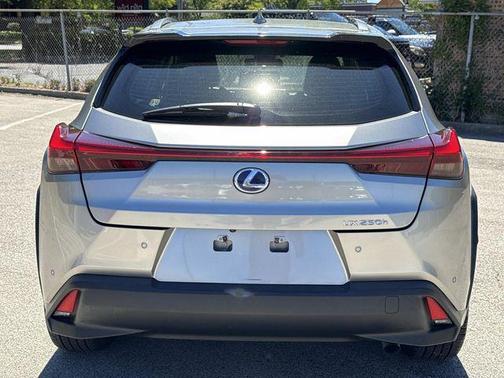 Atomic Silver 2021 Lexus UX 250h Base
