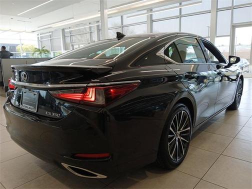 2024 Lexus ES 350 Base