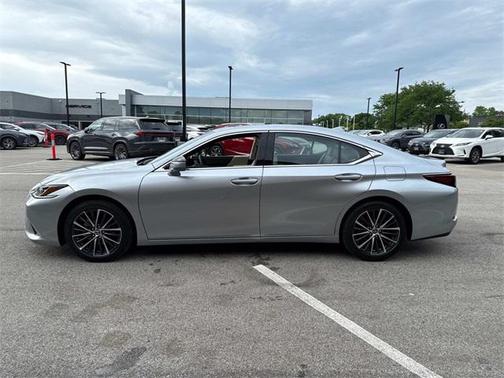 2025 Lexus ES 350 Premium