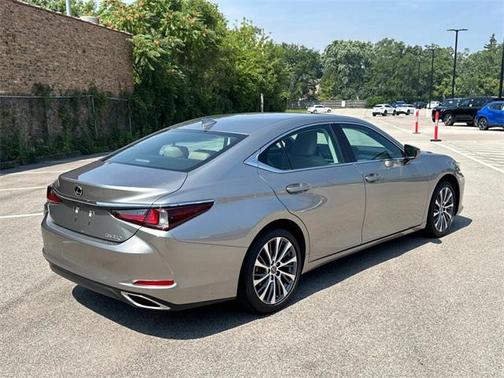 2019 Lexus ES 350 Base