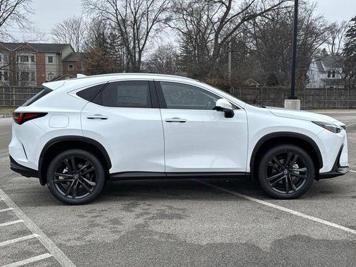 2026 Lexus NX 450h+ Luxury