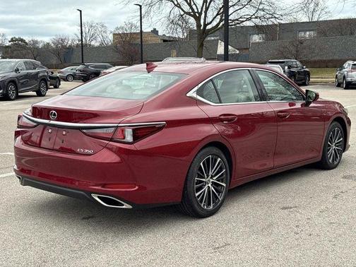 2025 Lexus ES 350 Base