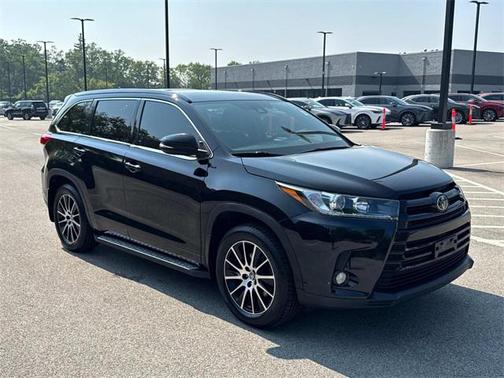 2018 Toyota Highlander SE