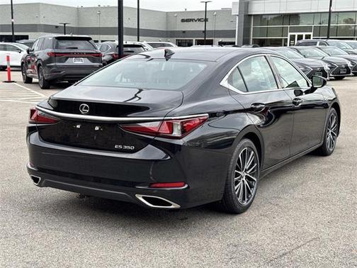 2023 Lexus ES 350 Base