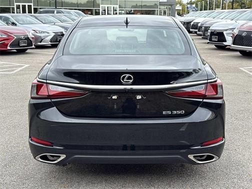 2023 Lexus ES 350 Base